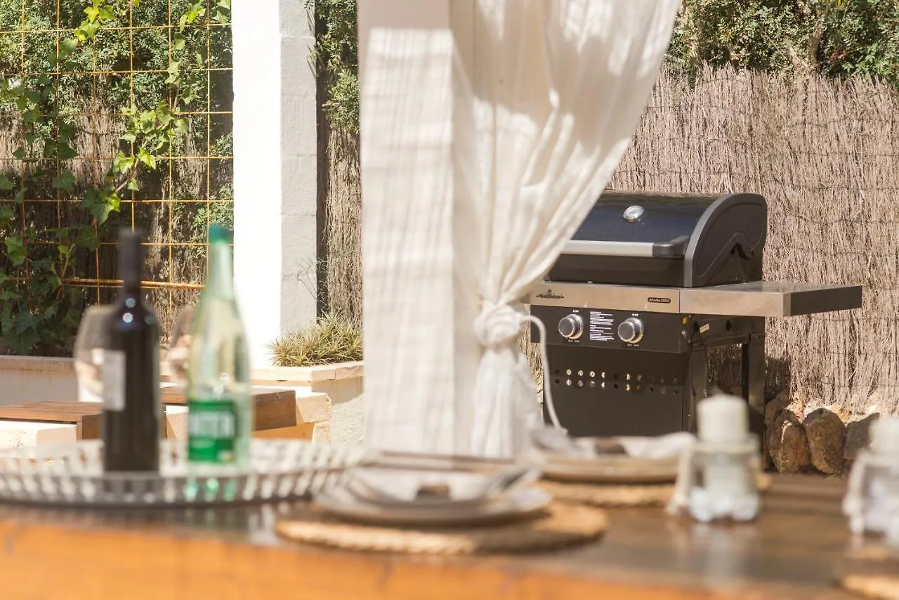 Casa Azul Stylish Beach House For 4 Adults And 1 Child In Cala Llombards Spain